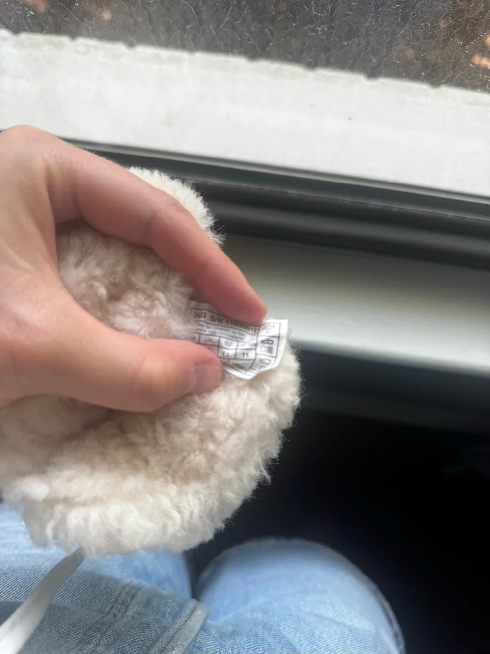 Authentic Baby Ugg size baby 2/3